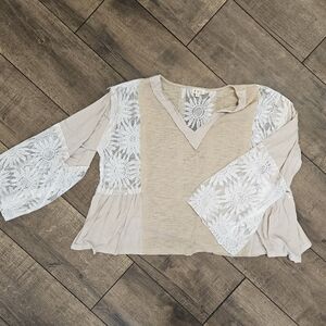 POL Beige and White Lace Women's Top